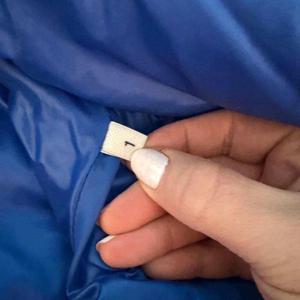 Moncler women’s Light Blue winter coat - Picture 5 of 7